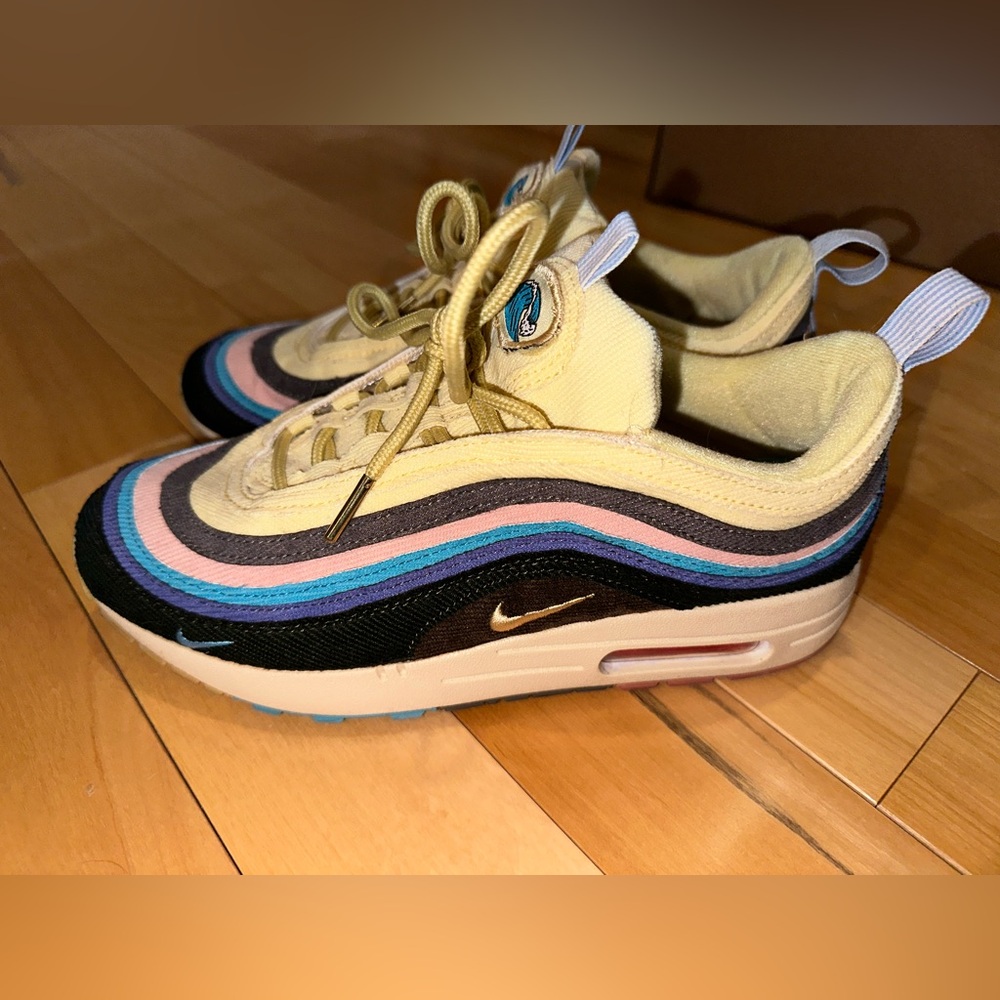 Sean Witherspoon Nike shoes 
Multicolor